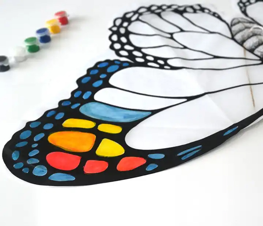 White color OEM custom made DIY painting flying kites for kids